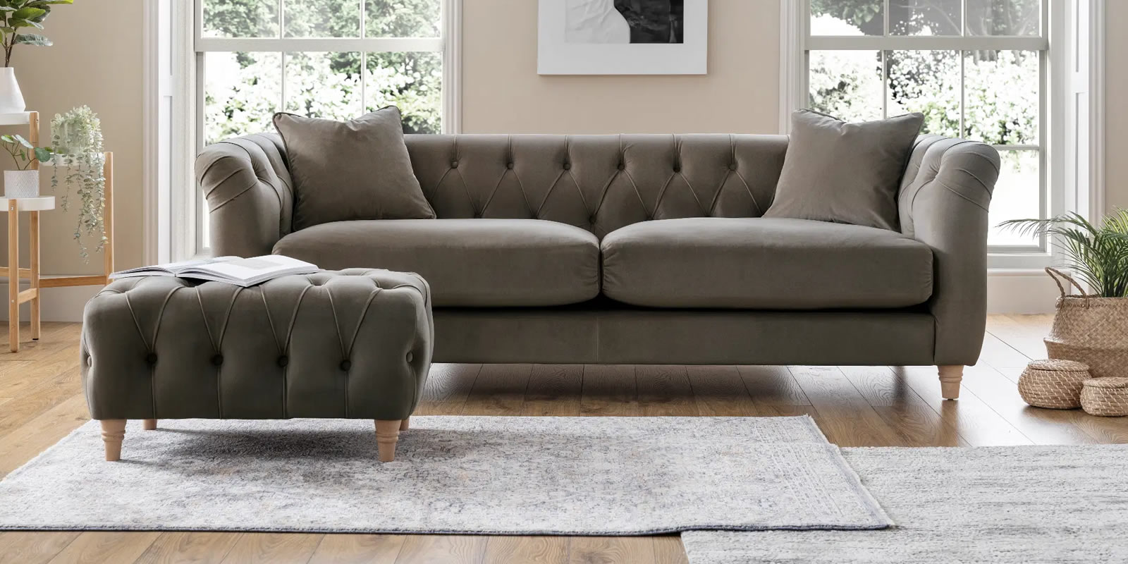 Studio Sits Eloise Lifestyle